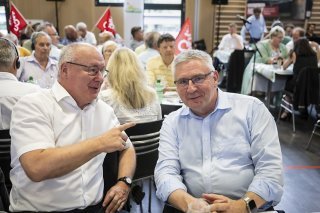 Pierre-Yves Maillard (PS/VD) et Andreas Glarner (UDC/AG) ont une vision bien différente de la réforme de la LPP. KEYSTONE/ALESSANDRO DELLA VALLE